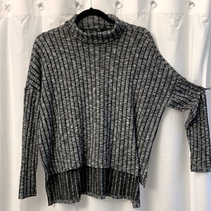 “American Eagle Outfitters” Sweater